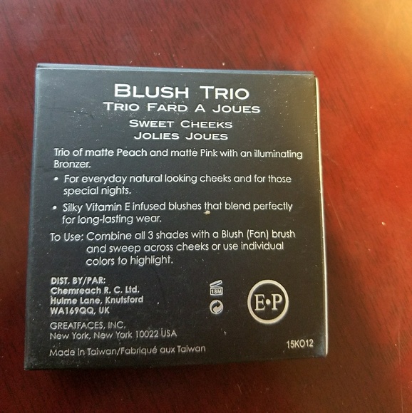 Eve pearl blush trio - Sweet Cheeks - Picture 4 of 5